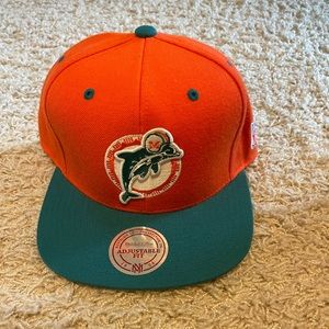 Mitchell and Ness Miami Dolphins SnapBack